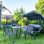 Small Vegas- Jacuzzi And Garten For Exclusive Use