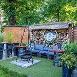 Small Vegas- Jacuzzi And Garten For Exclusive Use * קולז'בו