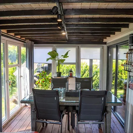 Small Vegas- Jacuzzi And Garten For Exclusive Use Σπίτι διακοπών Kołczewo