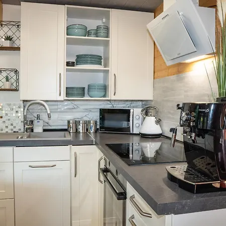 Small Vegas- Jacuzzi And Garten For Exclusive Use *