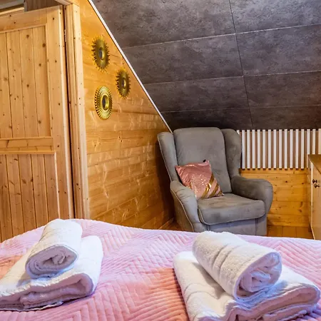 Small Vegas- Jacuzzi And Garten For Exclusive Use Ferienhaus Kołczewo