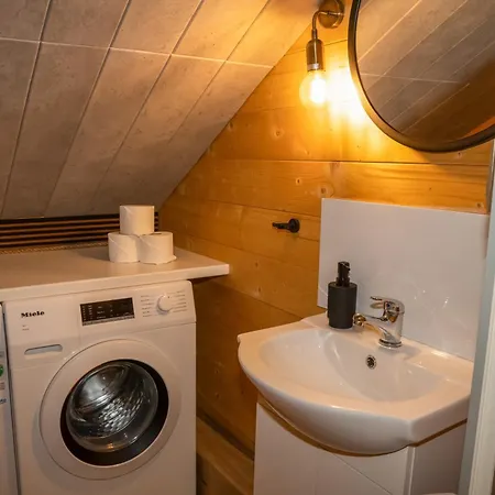 Small Vegas- Jacuzzi And Garten For Exclusive Use Ferienhaus