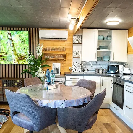 Ferienhaus Small Vegas- Jacuzzi And Garten For Exclusive Use