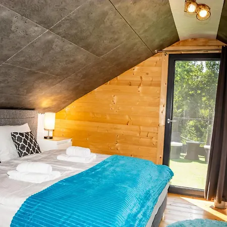 Small Vegas- Jacuzzi And Garten For Exclusive Use Ferienhaus